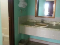 Gray Plaza Motel West Frankfort 2*