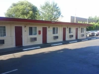 Aaron Motel 2*
