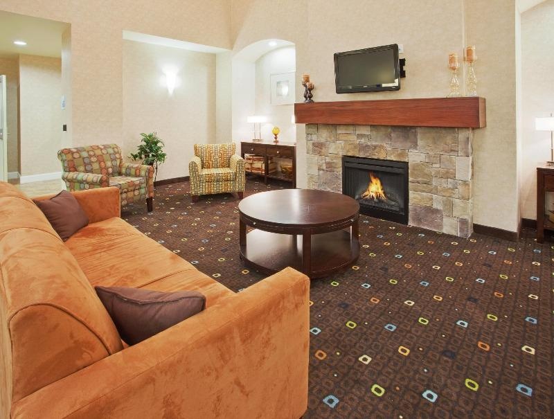 Holiday Inn Express Lodi 2*
