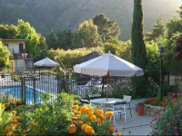 Country Garden Inns 3*