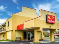Econo Lodge Brockport 2*