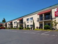 BEST WESTERN Plus Plaza by the Green 3*