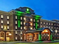 Holiday Inn Midland 3*