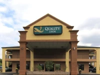 Quality Inn Adairsville 2*