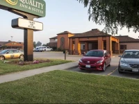 Quality Inn & Suites Marion 2*