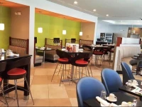 Holiday Inn Santee 3*