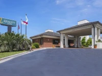 Quality Hotel Morehead City 2*