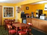 Days Inn Farmer City 2*