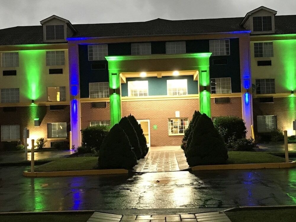 Days Inn Norton 2*
