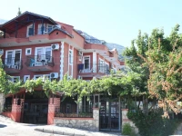 Red Rose Hotel 3*