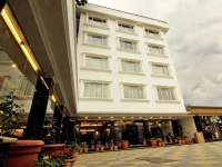 Comrade Inn 4*