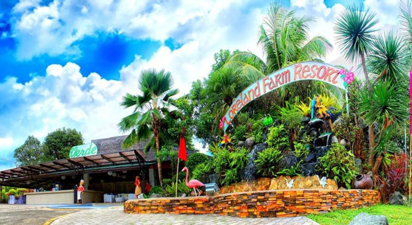 Loreland Farm Resort 3*