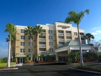 Courtyard Miami Aventura Mall 3*