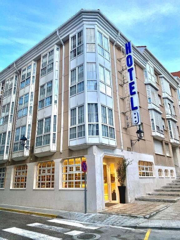 Hotel Don Rodrigo 2*