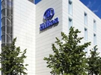 Hilton London Gatwick Airport Hotel 4*