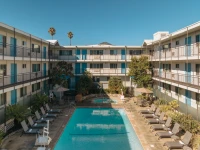 Marin Suites Hotel 3*