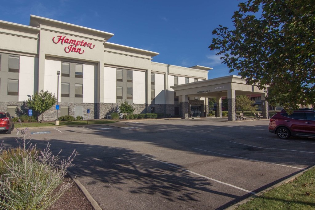 Hampton Inn Medina 3*