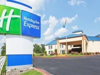 Holiday Inn Express Tahlequah 2*