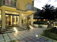 American Hotel 4*
