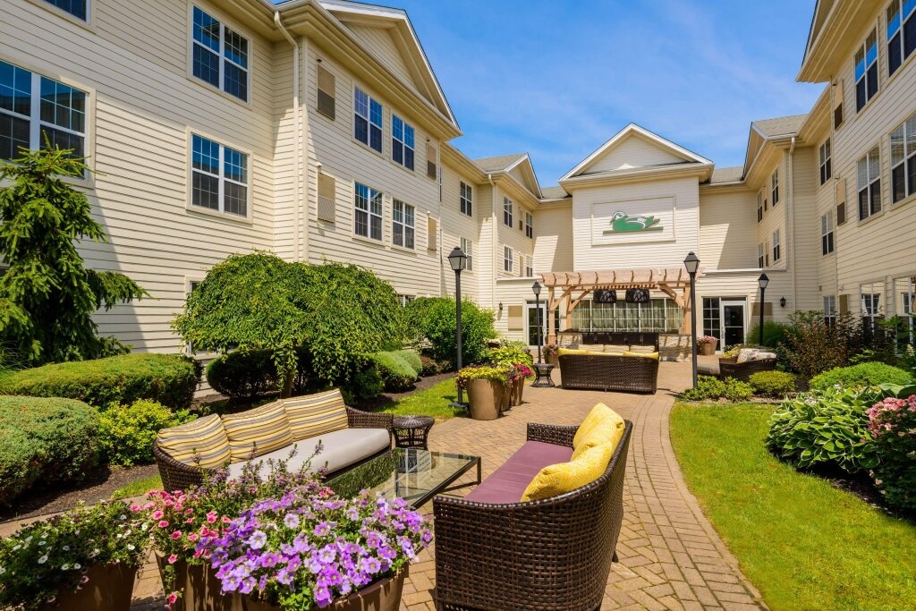 Homewood Suites by Hilton Buffalo Airport 3*