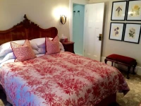 West End Guest House 2*