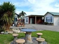 Lakes Jakaranda Holiday Units 3*