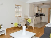 Valley Park Studios 5*