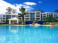Royal Pines Resort