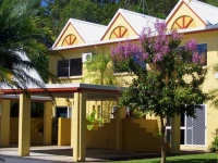 Ti-Tree Resort Holiday Apartments 4*