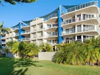 Reflections Holiday Apartments 4*