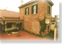 Strathesk House 3*