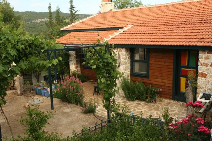 Eco-Art Farm 