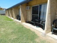 Castle Court Motor Inn 3*