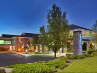 Holiday Inn Express Lewiston 2*