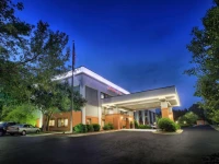 Hampton Inn Raleigh Garner 3*