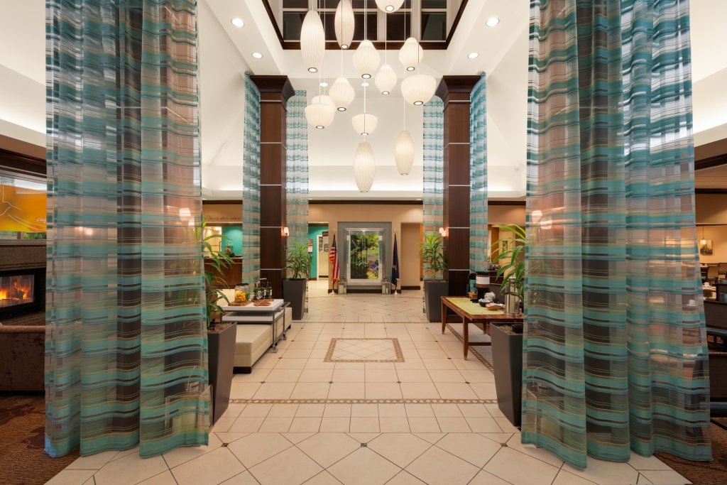 Hilton Washington Dulles Airport 3*
