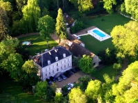 Chateau De Challanges 4*