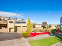Comfort Inn Mitchell on Main 3*