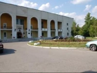 Узкое отель 3*