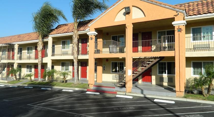 Welcome Inn Corona 2*