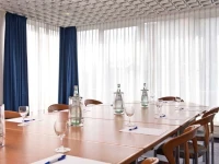 Mark Hotel Commerz 3*