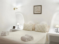 Elenis Village Suites