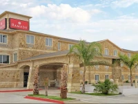 Ramada Hewitt 3*