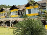 Nana Beach Resort 3*