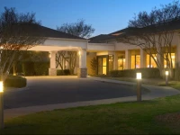 Courtyard Dallas Addison Midway 3*