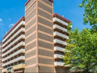 Quality Inn University Center 2*