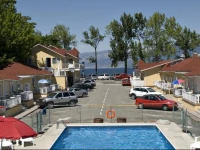 Crown Resort Motel 2*