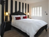 The Broad Leys 4*