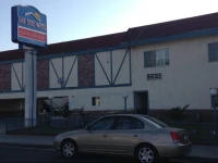 Oak Tree Motel 2*