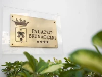 Palazzo Brunaccini 4*